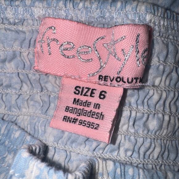 Freestyle Revolution Girls Blue Floral Smocked Dress - Size 6 - Picture 6 of 6